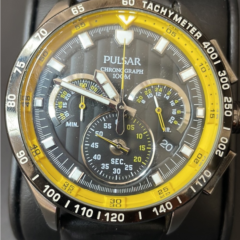 Pulsar men watch quartz
